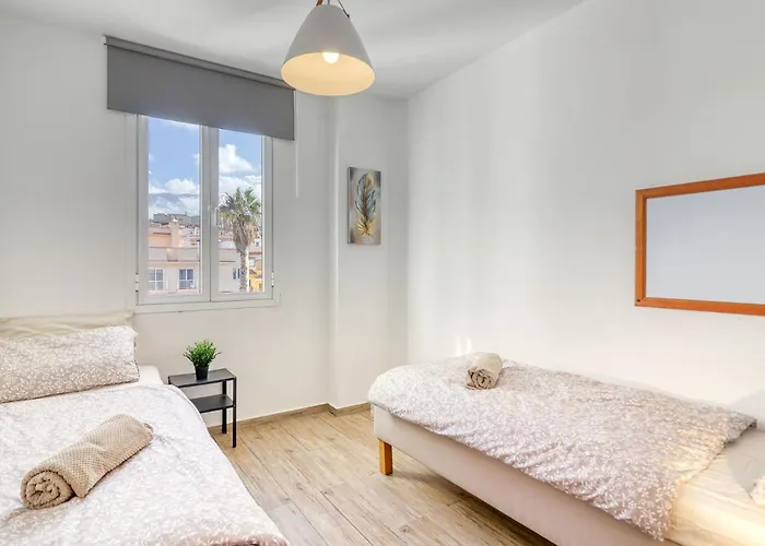 Cozy Retreat With Ocean Views, Private Terrace & Ensuite * Los Realejos