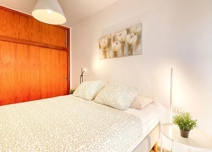 アパート Cozy Retreat With Ocean Views, Private Terrace & Ensuite *